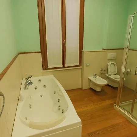 8 Persone Lake Villa *